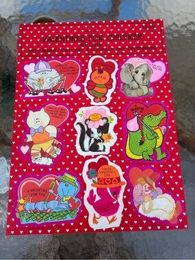 NOS Vintage 1985 Kids Valentines Book 49 Cards